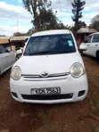 Toyota Sienta 2010 White - 1