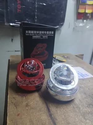 Manukato ya Gari Yanayozunguka kwa Nishati ya Jua