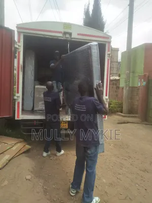 Huduma za Kuhamisha na Kusafisha za Kitaalamu