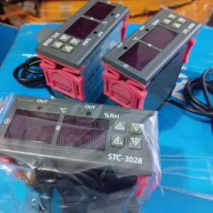 Kidhibiti Joto na Unyevunyevu cha STC-3028