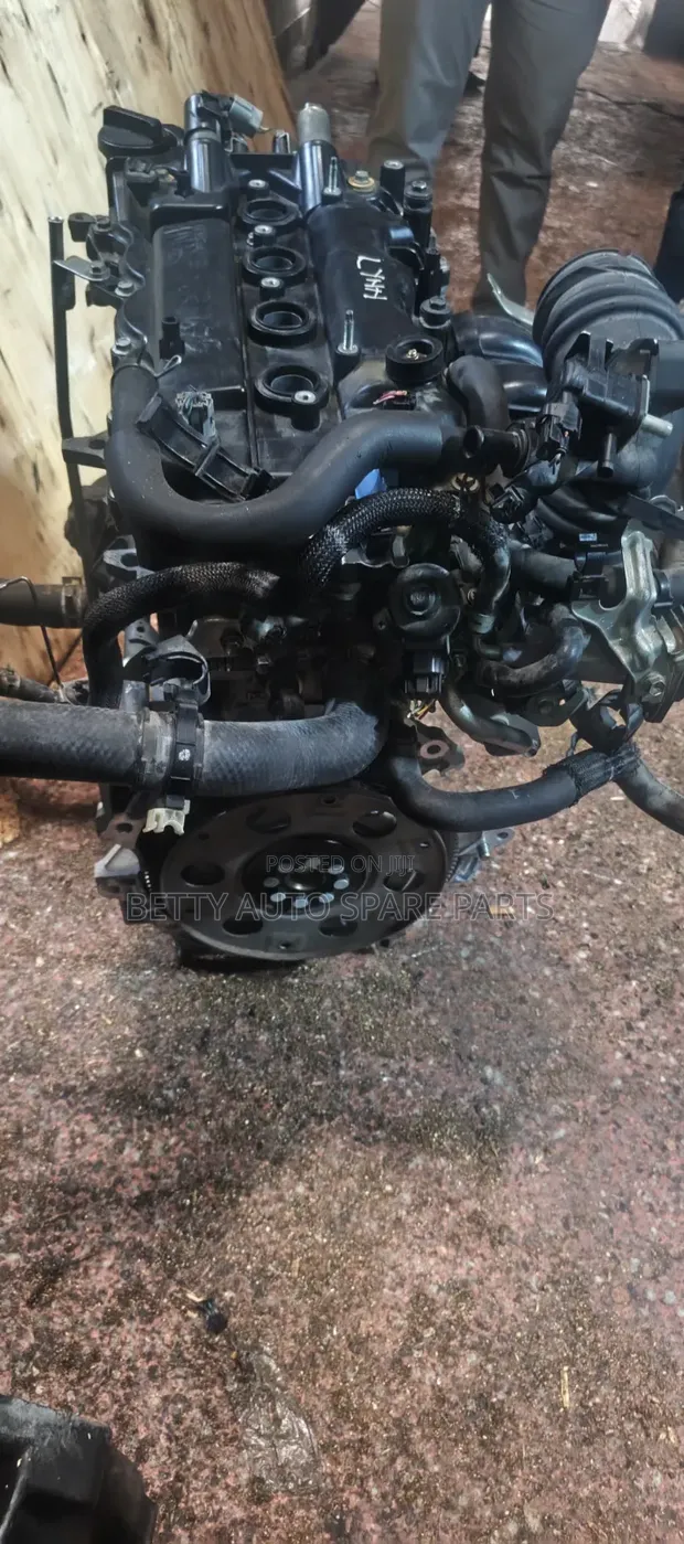 Toyota Vitz 1NR Engine - 1