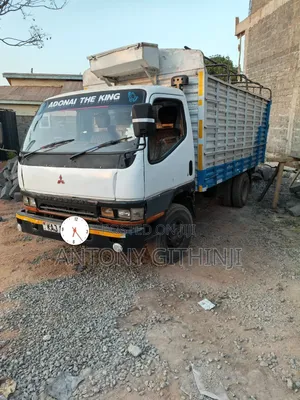 Mitsubishi Canter Food Truck - 1999