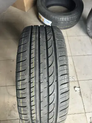 Goodard 225/45R18 Tire