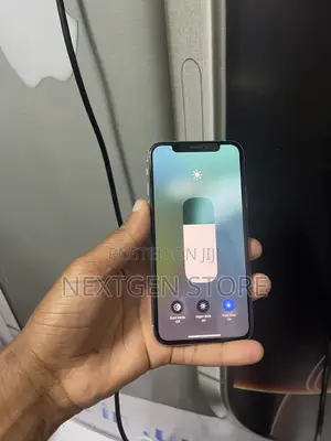 Apple iPhone XS 256GB White