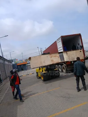 Reliable and Safe Heavy Lifting Forklift Services