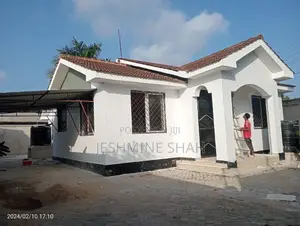 Bungalow ya Vyumba 3 Utange