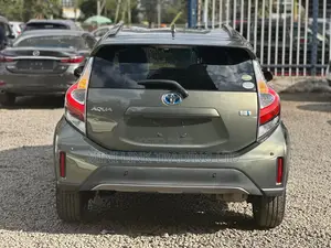 Toyota Aqua X-Urban 2019 Gray