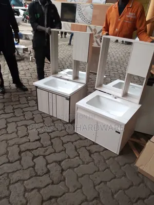 Kabati la Abb la Choo 60cm na Kioo