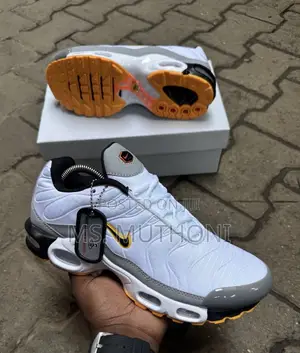 Nike Air Max Plus TN - White/Grey