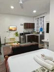 Studio Modern Mtwapa chenye Dimbwi la Kuogelea - 2