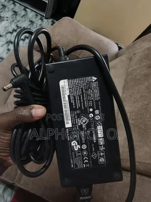 Chaja Asili ya Laptop ya MSI 180W