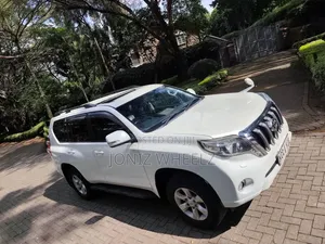 Toyota Land Cruiser Prado 2014 Nyeupe