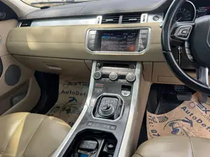 Land Rover Range Rover Evoque 2012 Nyekundu