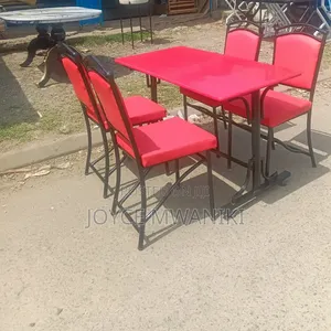 Set ya Mkahawa ya Kisasa na Viti 4