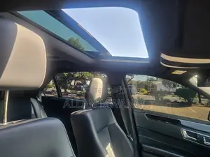 Mercedes-Benz E250 2016 Nyeusi