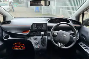 Toyota Sienta 1.5 FWD 2019