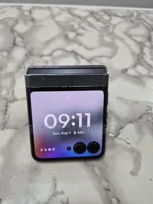 Motorola Razr 2024 256GB Black