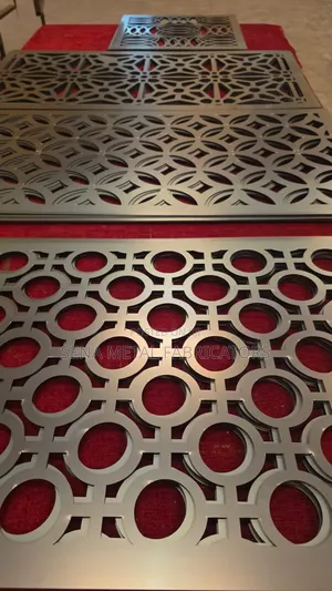 Huduma za Kukata kwa Laser na CNC Viwandani