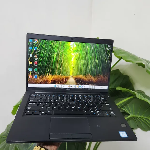 Laptop Dell Latitude 7390 - 16GB RAM, 256GB SSD, Core i7 - 1