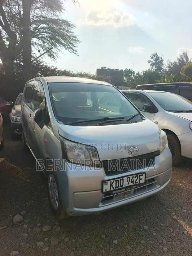 Daihatsu Move 2014 Silver - 1