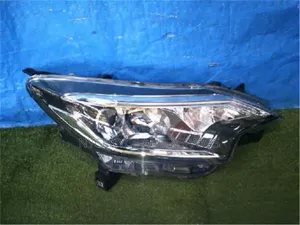 Taa ya Mbele Nissan Note E12