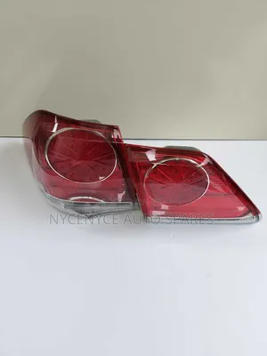 Toyota Crown Athlete Tail Light