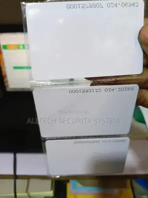 Kadi za RFID kwa Udhibiti wa Kuingia (Pisi 2)