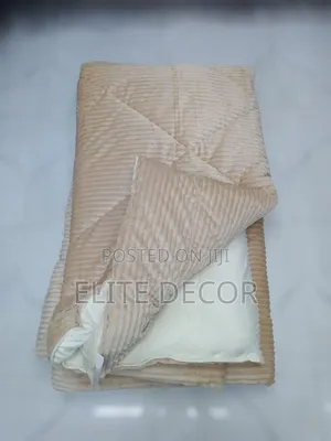 Duveti ya Velvet ya Pamba Moja ya Kifahari – Rangi ya Dhahabu