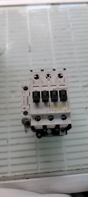 Siemens 3TF32 Contactor