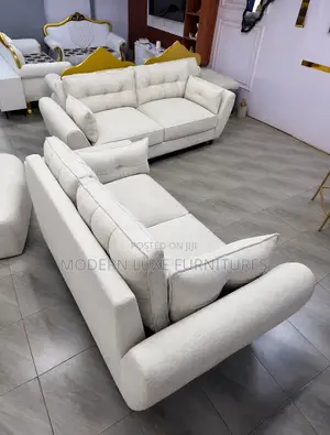 Lorvanto 5 Seater Sofa
