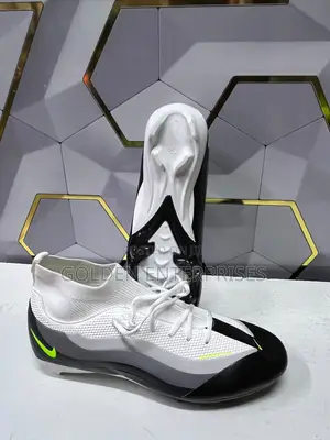 Viatu vya Mpira vya Nike