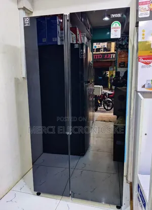 Hisense Friji ya Lita 424 yenye Freezer Juu REF418DR