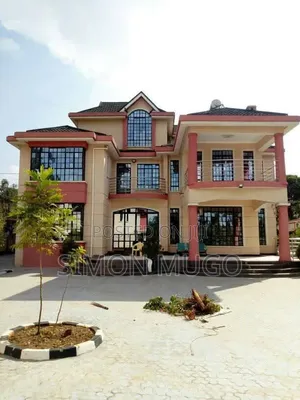 5 Bedroom Maisonette in Thome for Sale