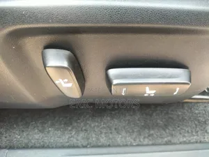 Toyota Hilux Double Cab Otomatiki 2016 Rangi Pearl
