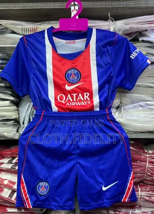 Jezi ya Nyumbani ya Watoto ya PSG 26/27
