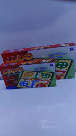 Mchezo wa Ludo - Saizi Kubwa na Ndogo