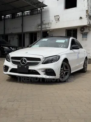 Mercedes-Benz C200 AMG 2019