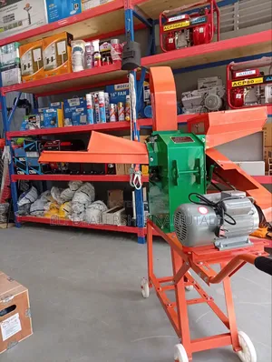 McLaren UK 9ZF-400-20 Agricultural Fodder Cutter - 400-600kg/H