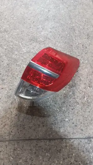 Toyota Vanguard 2015 Rear Light