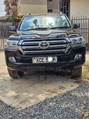 Toyota Land Cruiser 2010 Nyeusi