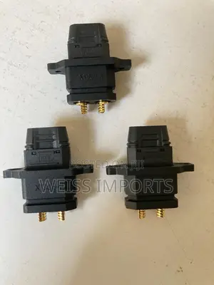 Viunganishi vya XT90