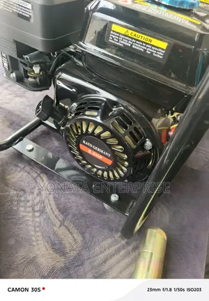 Kato Germany Concrete Vibrator 8HP