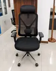 Kiti cha Utafiti cha Ergonomic Nyeusi cha Mesh - 1