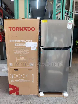 Tornado Refrigerator Nyeupe-fedha Milango Miwili Lita 304