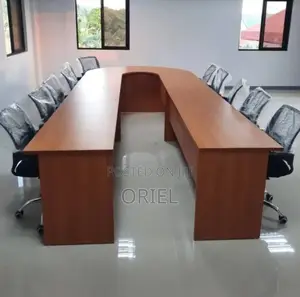 U-Shaped 600CM Boardroom Meeting Table
