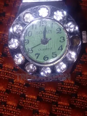 Saa Pete ya Quartz