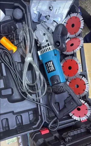 Makita 1400W Wall Chaser ya Umeme