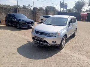 Mitsubishi Outlander 2008 Fedha