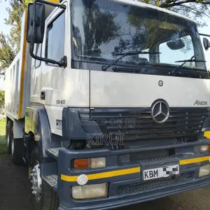 Mercedes-Benz Axor Tipper