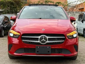 Mercedes-Benz B-Class B180 2019 Red